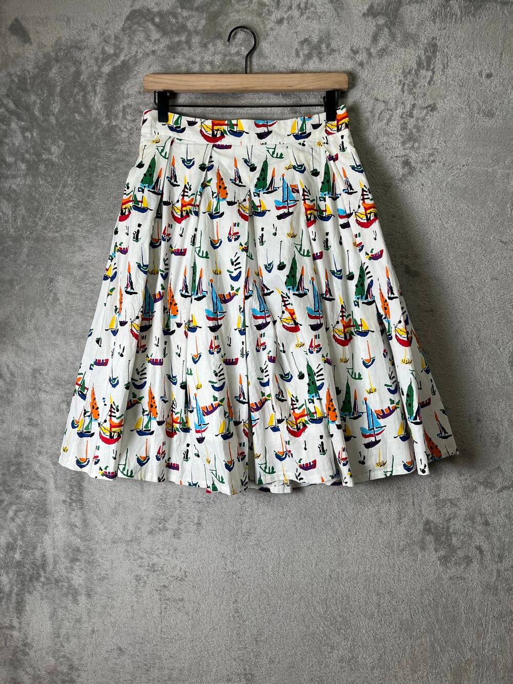 Cissy’s May Multicolor Sailboat Print Pleated Midi Skirt Nautical Coastal Medium